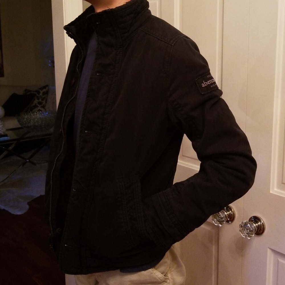 Like new abercrombie Adirondack jacket - Picture 6 of 8
